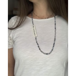 Collana di perline nere con mantra MAI CONTROCUORE - Eleganza e significato